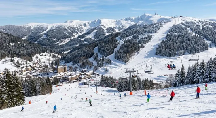 Les Monts du Forez en hiver : ski de fond, raquettes et stations de Chalmazel