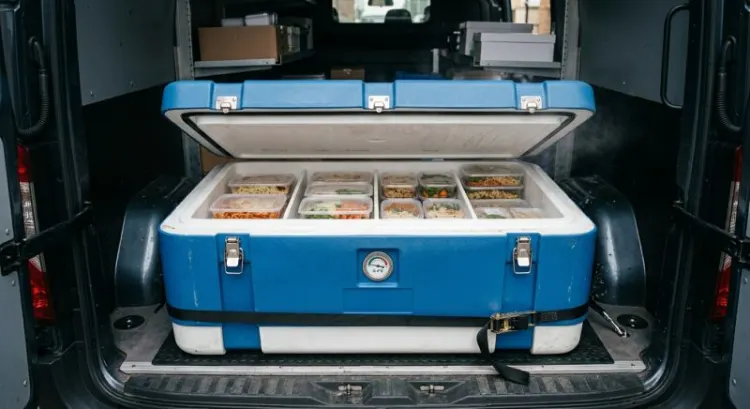 Transporter des plats préparés sans rupture de la chaîne du froid